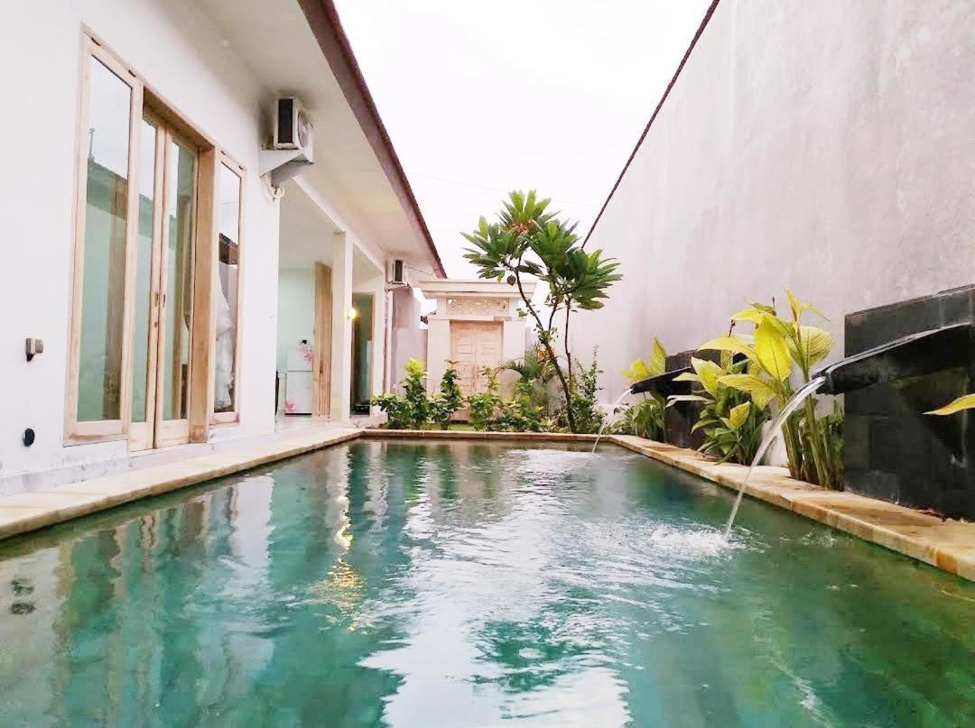 Villa Santika Banjar  ภายนอก รูปภาพ