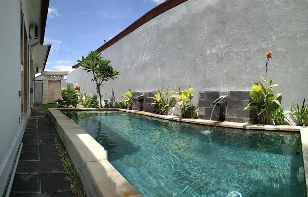Villa Santika Banjar  ภายนอก รูปภาพ